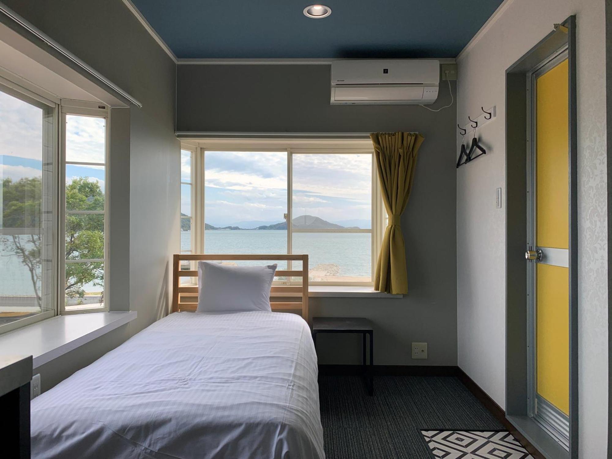 Hatn Hat Guesthouse ハッツンハット Сёдосима Экстерьер фото