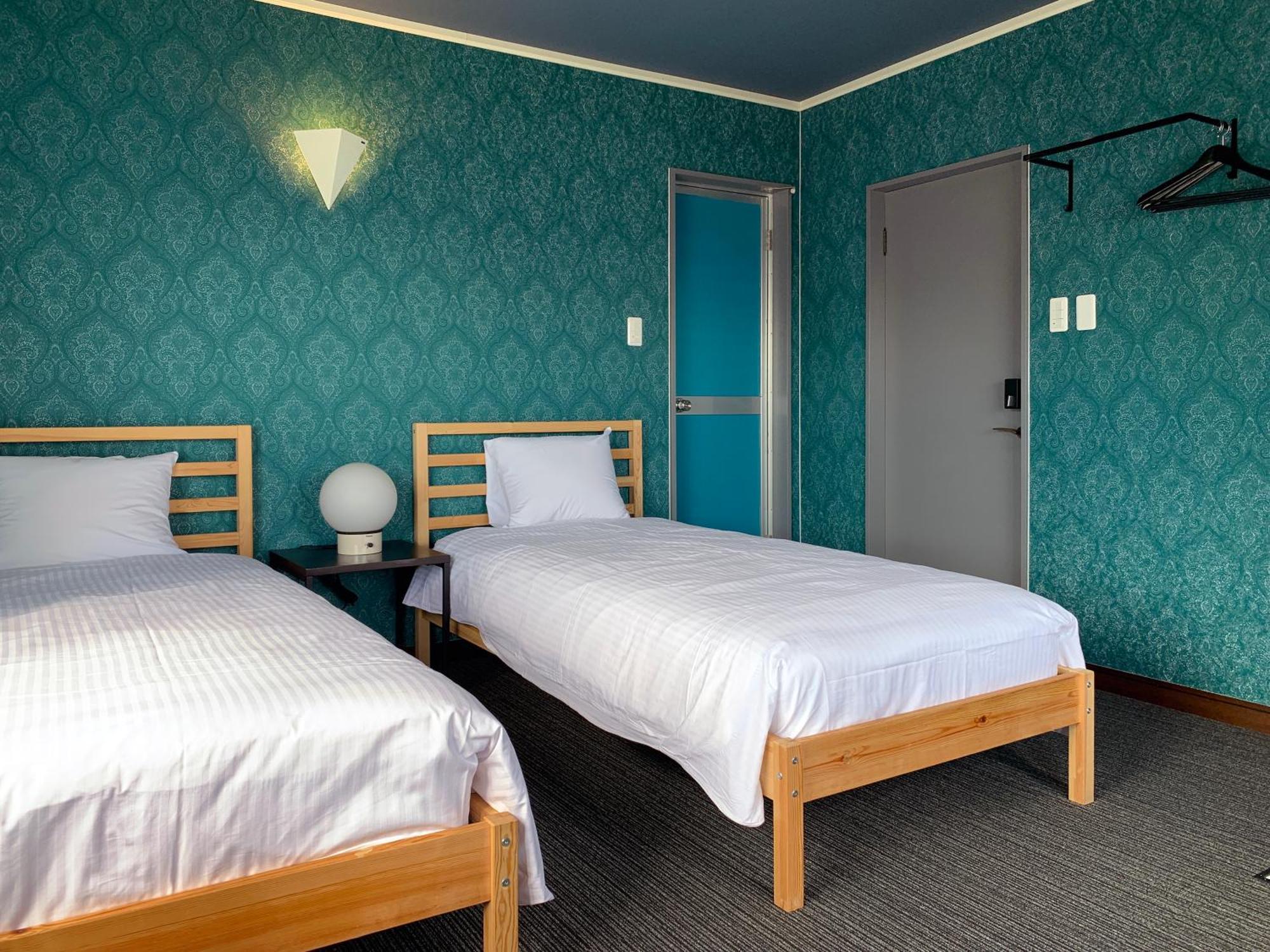 Hatn Hat Guesthouse ハッツンハット Сёдосима Экстерьер фото